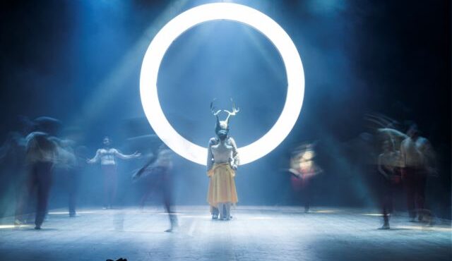 θέατρο-πέτυχαν-και-επιστρέφουν-563795929