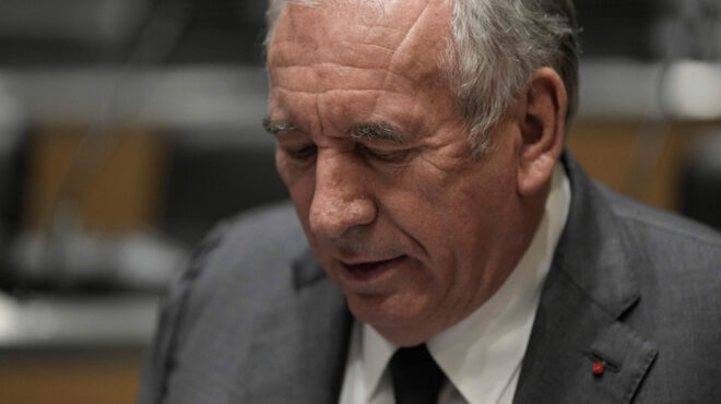 προς-κατάρρευση-η-κυβέρνηση-μπαϊρού-π-563801359