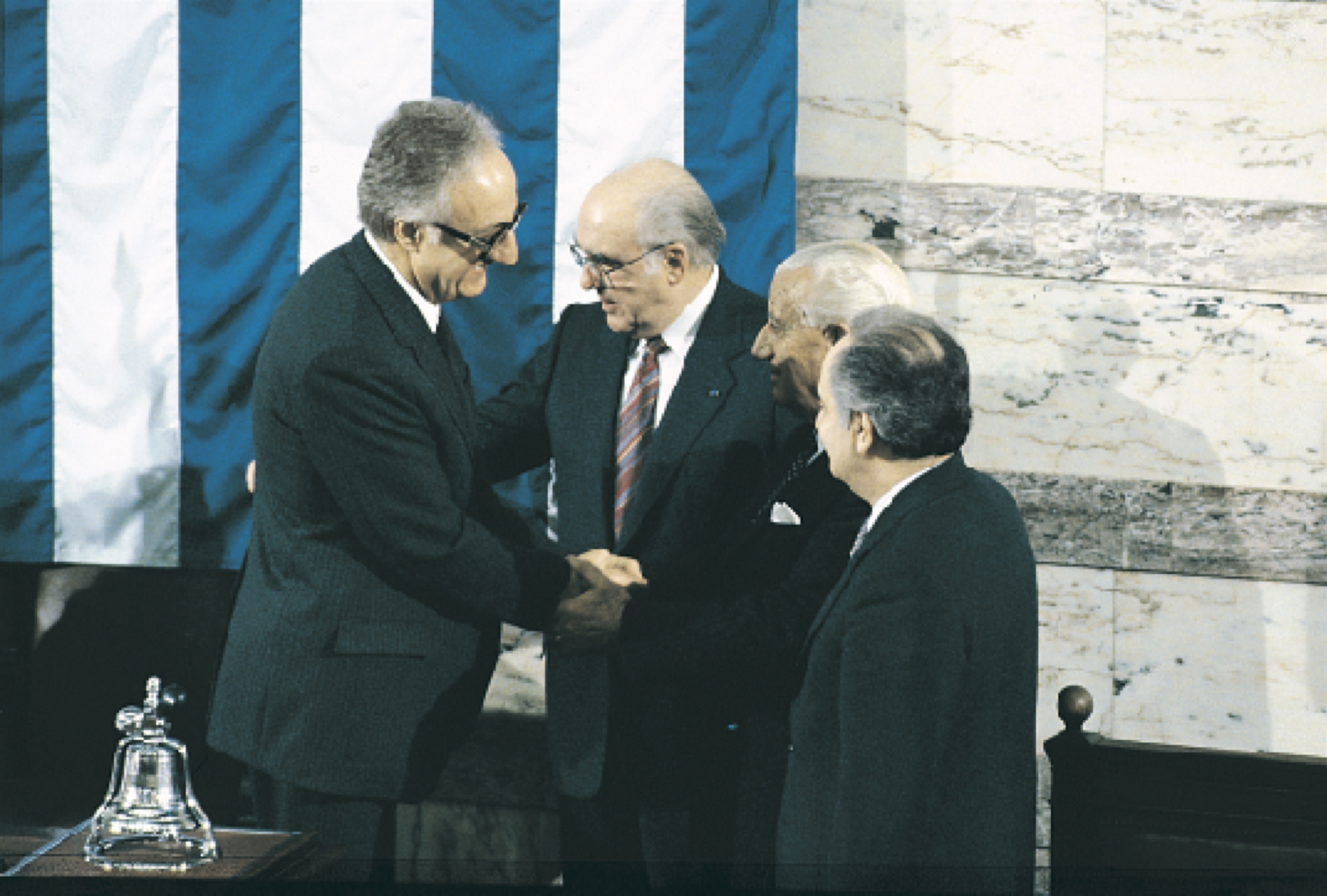 Η επεισοδιακή εκλογή Σαρτζετάκη στην Προεδρία-1