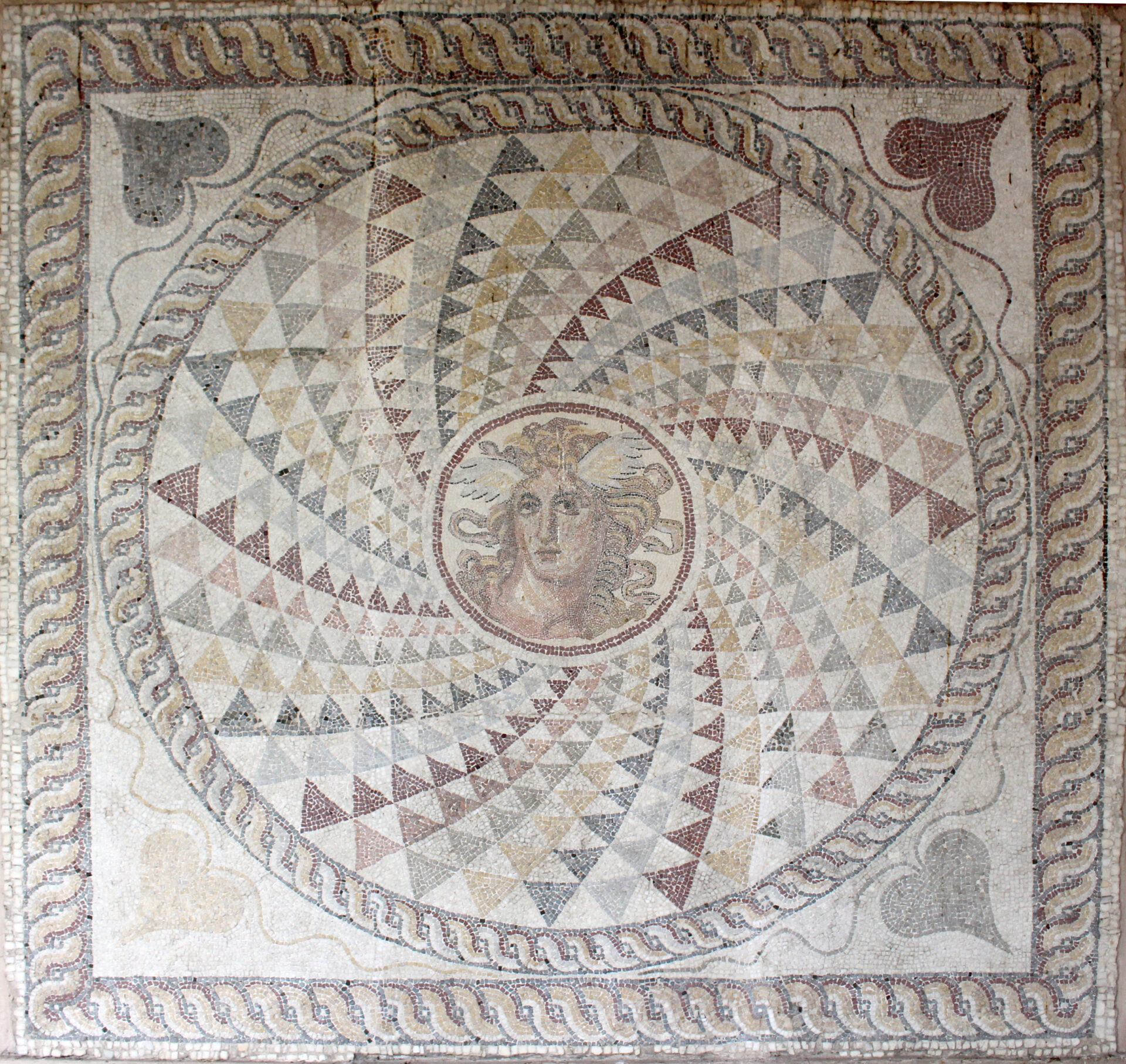 Μια ματιά στο εσωτερικό του νέου Αρχαιολογικού Μουσείου-2