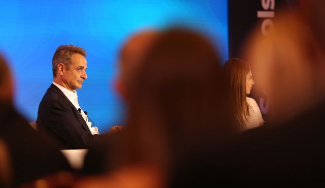 να-δουν-την-ανάπτυξη-στην-τσέπη-τους-563799511