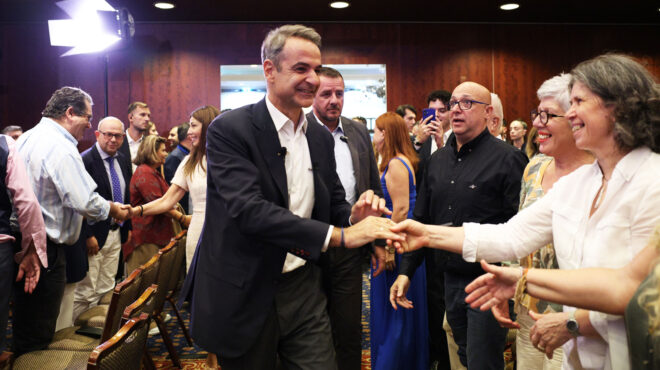 μητσοτάκης-στη-δεθ-παρέμβαση-με-δύο-μη-563800198