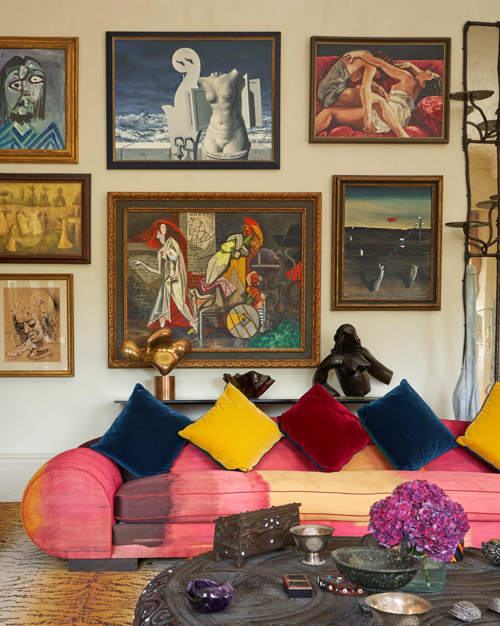 Η σπουδαία συλλογή τέχνης από την οικία της Πολίν Καρπίδα στο Λονδίνο-3