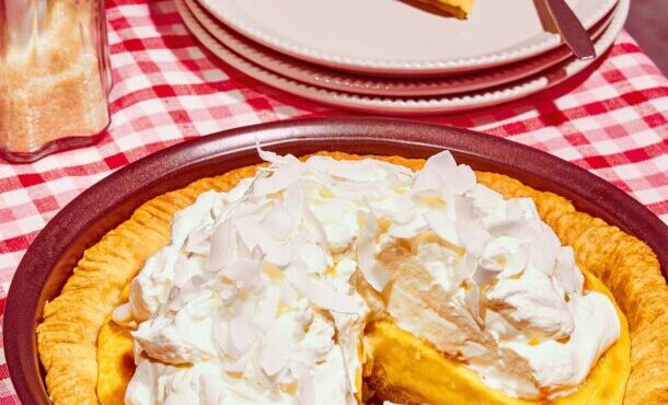 coconut-cream-pie-τάρτα-με-κρέμα-καρύδας-563809078