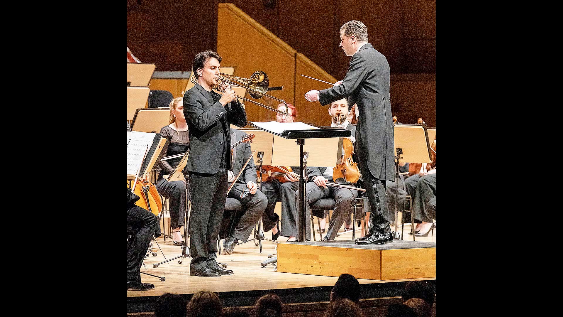 ο-διον-γραμμένος-με-την-κρατική-ορχήστ-563812429