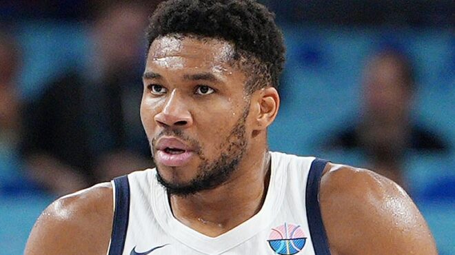 γιάννης-αντετοκούνμπο-εισβολείς-563817139