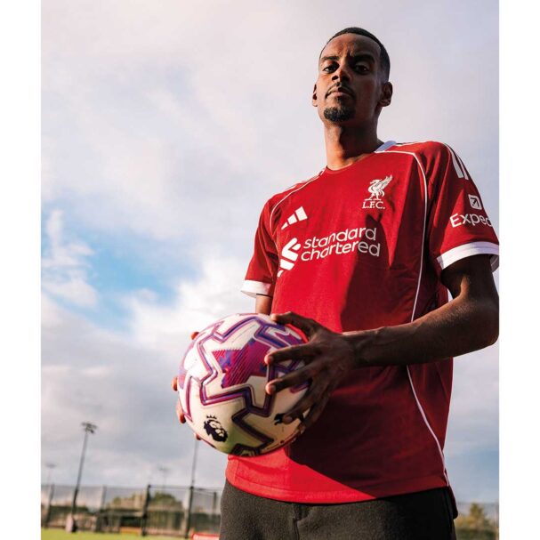 το-μεγάλο-ποδοσφαιρικό-παζάρι-των-73-δι-563796472