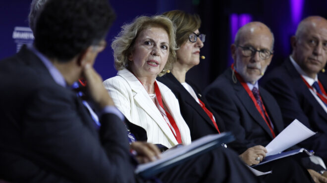 οι-ακτινογραφίες-της-θέμιδος-563838175