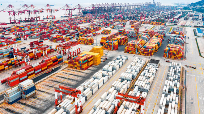 μεγάλη-μείωση-των-κινεζικών-εξαγωγών-563803522