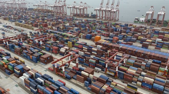 h-κίνα-κατακλύζει-τις-διεθνείς-αγορές-μ-563832295