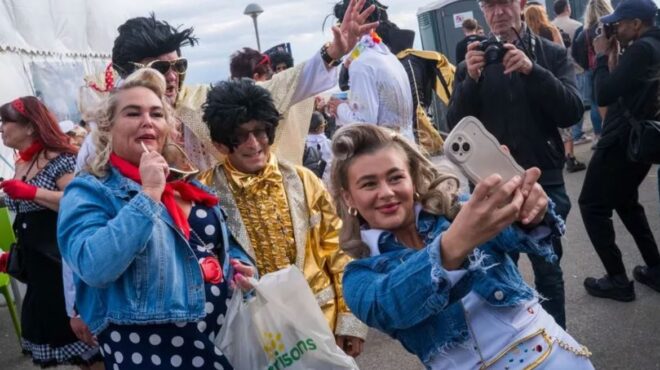 ελβις-πρίσλεϊ-το-πόρθκοουλ-της-ουαλία-563841406