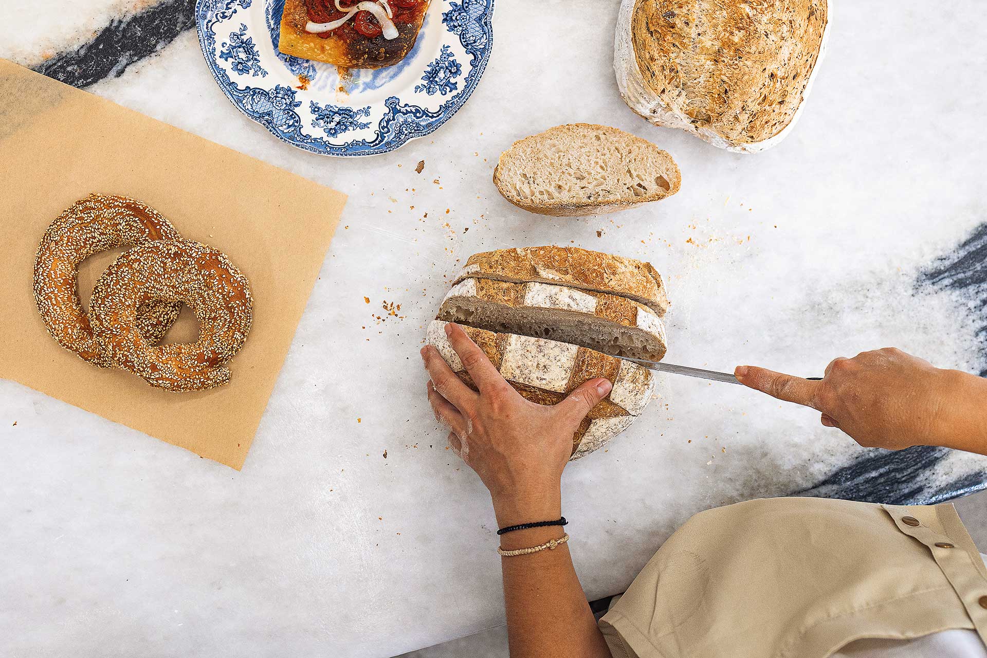 Γιατί οι Αθηναίοι προτιμούν τα micro bakeries από τους φούρνους;-6