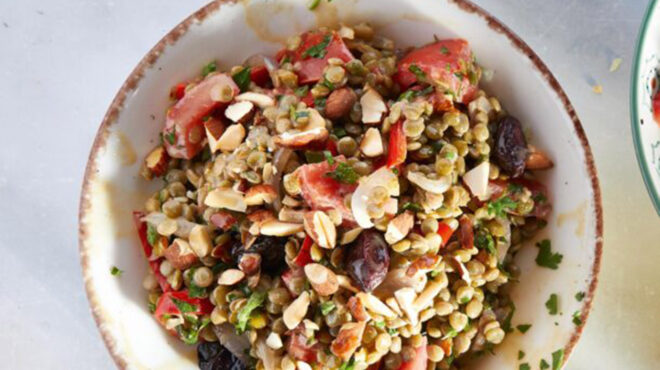 φακές-σαλάτα-με-ταχίνι-και-κύμινο-563801437