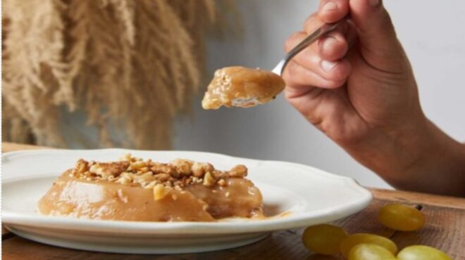 μουσταλευριά-3-συνταγές-για-το-παραδοσ-563800654