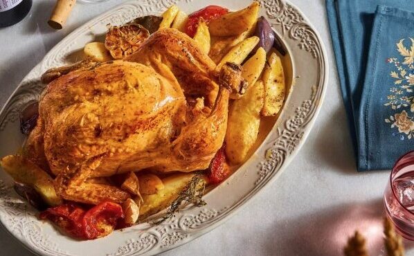 κοτόπουλο-στον-φούρνο-με-πατάτες-μυρω-563838832