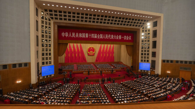 πώς-το-πεκίνο-παρακάμπτει-το-εμπάργκο-563839438