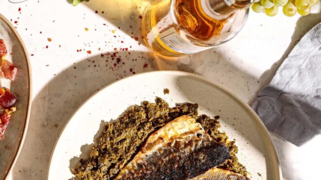 λαβράκια-στο-γκριλ-με-πουρέ-από-αμπελό-563838463