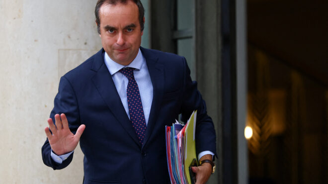 βάπτισμα-του-πυρός-για-τον-λεκορνί-σ-563805136