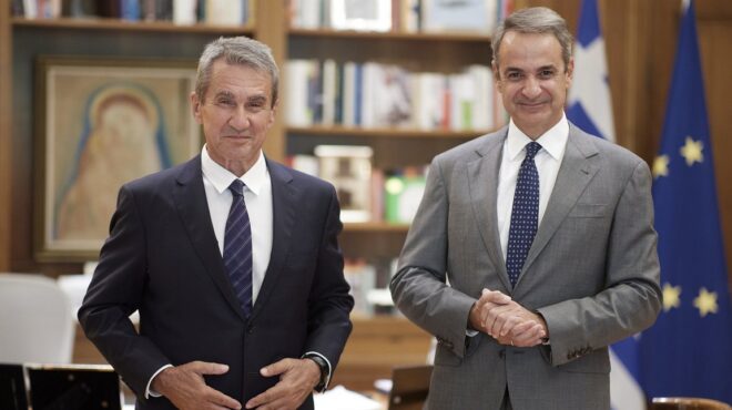 στη-νέα-δημοκρατία-προσχώρησε-ο-ανδρέ-563815645