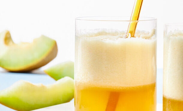 μαροκινό-παγωμένο-τσάι-μέντας-με-πεπό-563830489