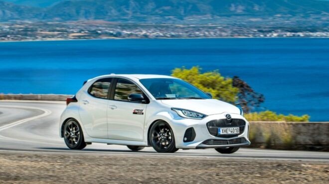 δοκιμάζουμε-το-mazda-2-hybrid-563818387