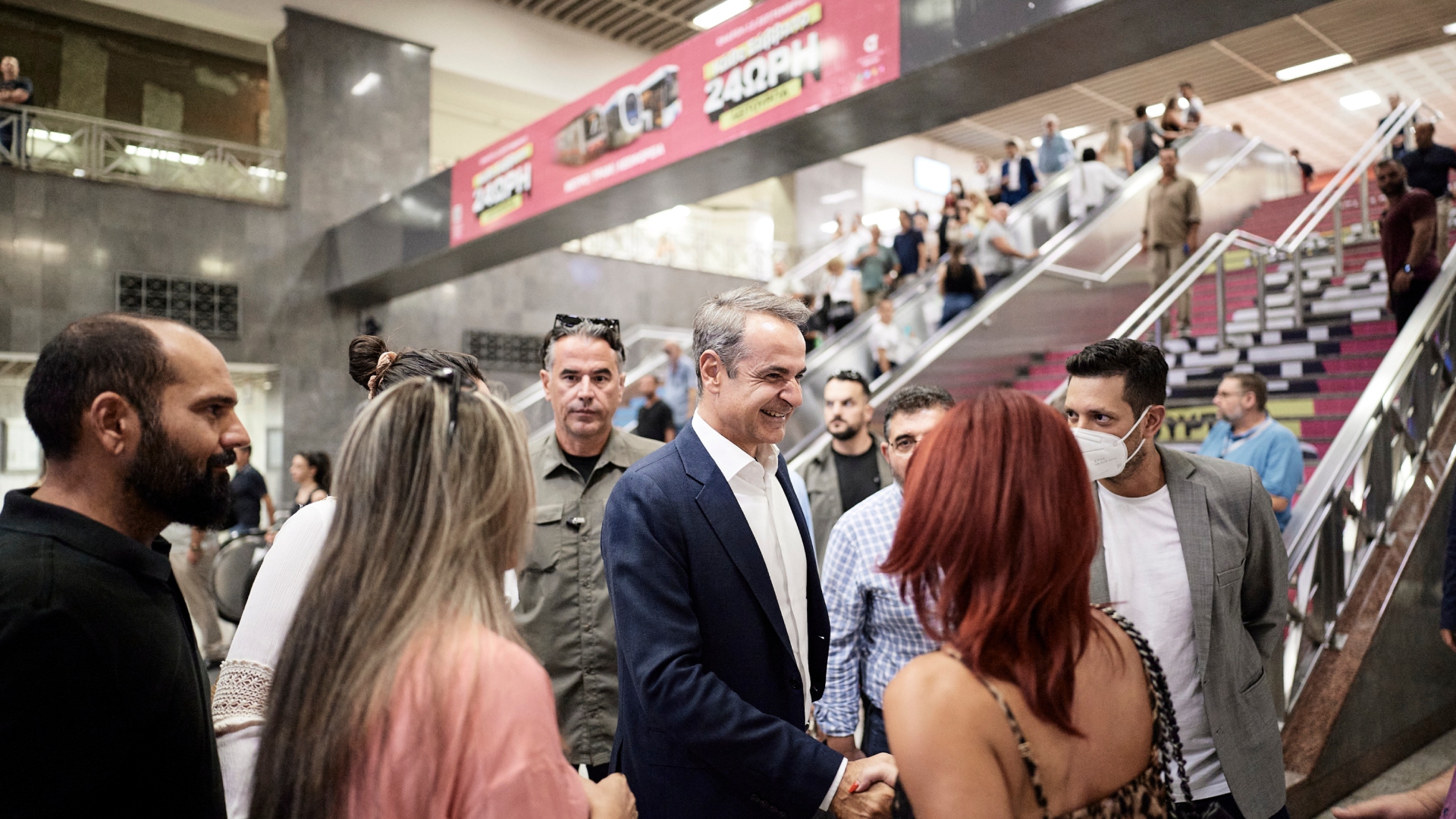 Κυρ. Μητσοτάκης: Στο μετρό του Συντάγματος ενόψει της 24ωρης λειτουργίας τα Σάββατα-4