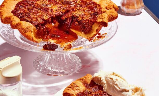 pecan-pie-τάρτα-με-καρύδια-πεκάν-563819623