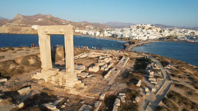 μόνιμη-περίφραξη-στην-πορτάρα-της-νάξ-563841832