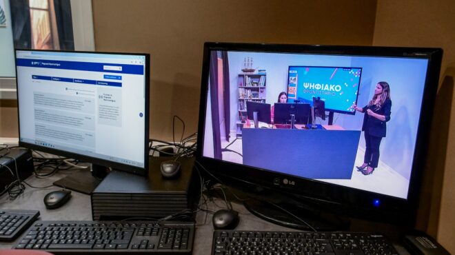 ψηφιακό-φροντιστήριο-αρχίζουν-στις-22-σ-563822551