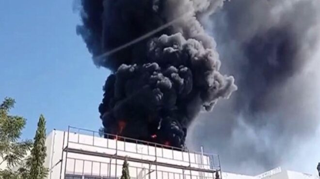 εσβησε-η-πυρκαγιά-στο-μουσικό-σχολείο-563789935