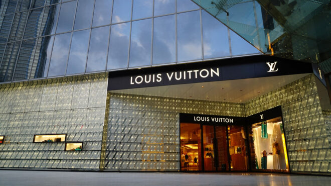 νέες-ισορροπίες-στον-κλάδο-ειδών-πολυ-563791858