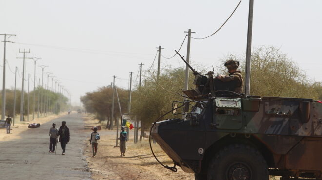 νίγηρας-ενοπλοι-με-μοτοσικλέτες-σφάγ-563817409