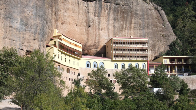 καλάβρυτα-συνελήφθη-ο-ηγούμενος-της-μ-563801563