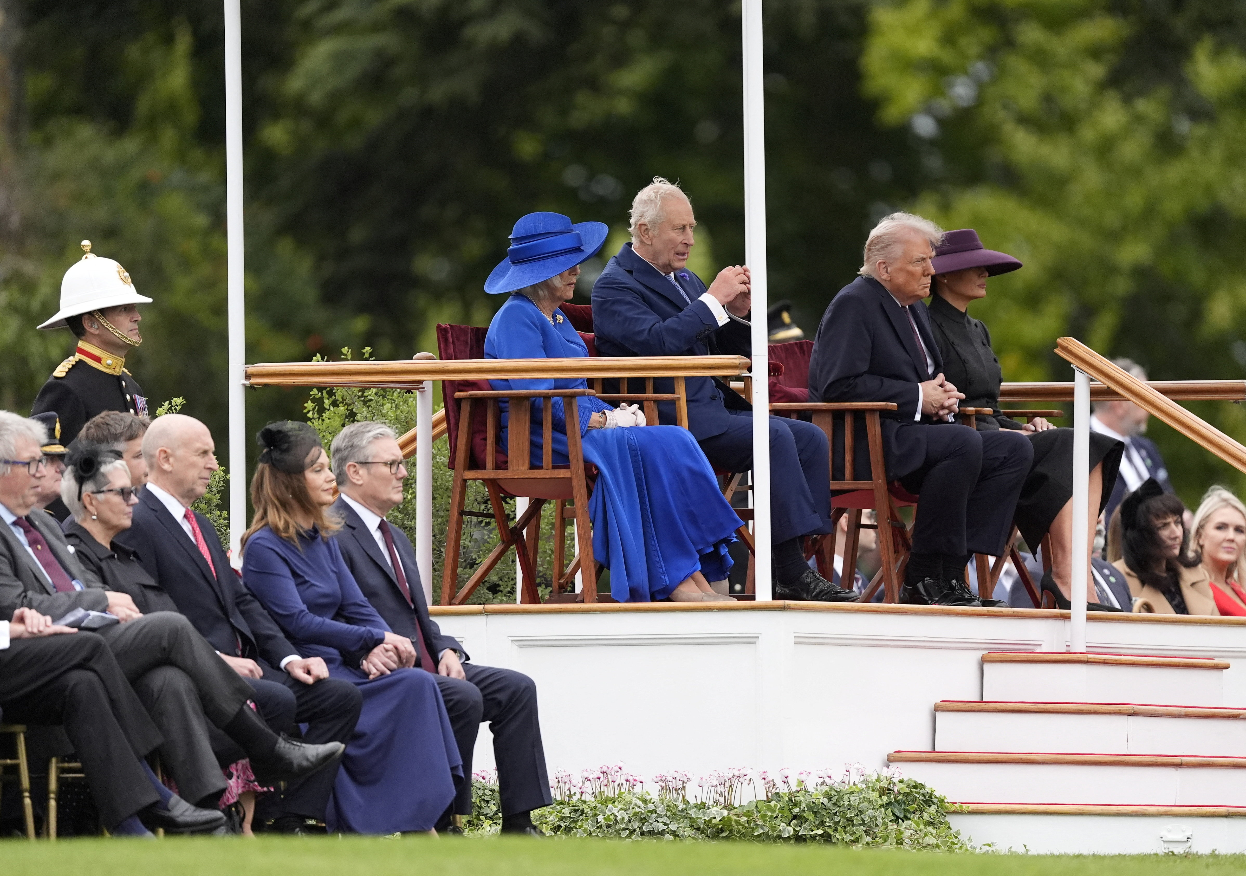 Ο Τραμπ στη Βρετανία: Μετά τη βασιλική υποδοχή, το τετ α τετ με Στάρμερ – Τι να περιμένουμε-1