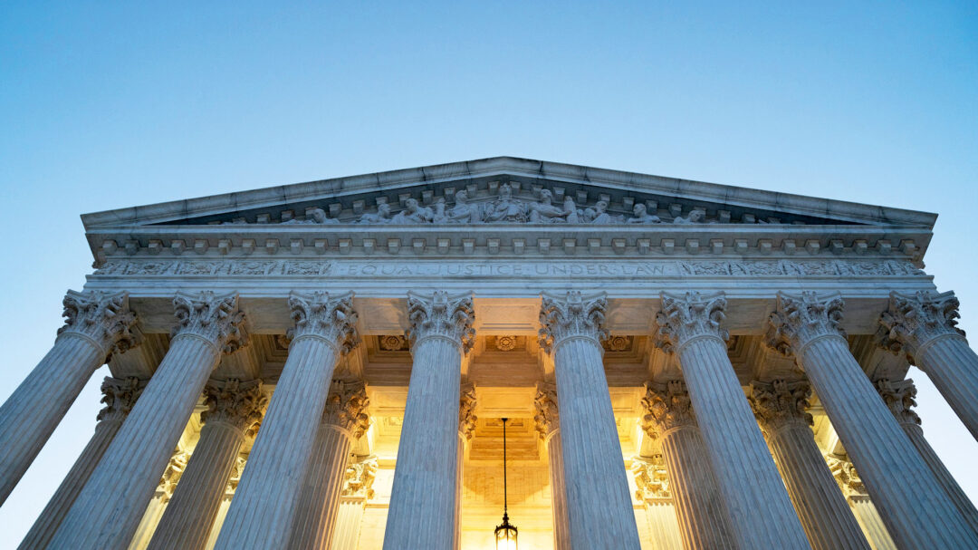 η-μονοκρατορία-του-ύφους-563797741