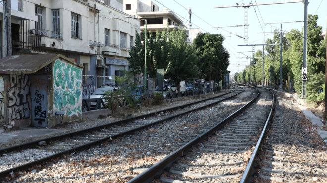 χωρίς-τρένα-την-πέμπτη-24ωρη-απεργία-τ-563803600