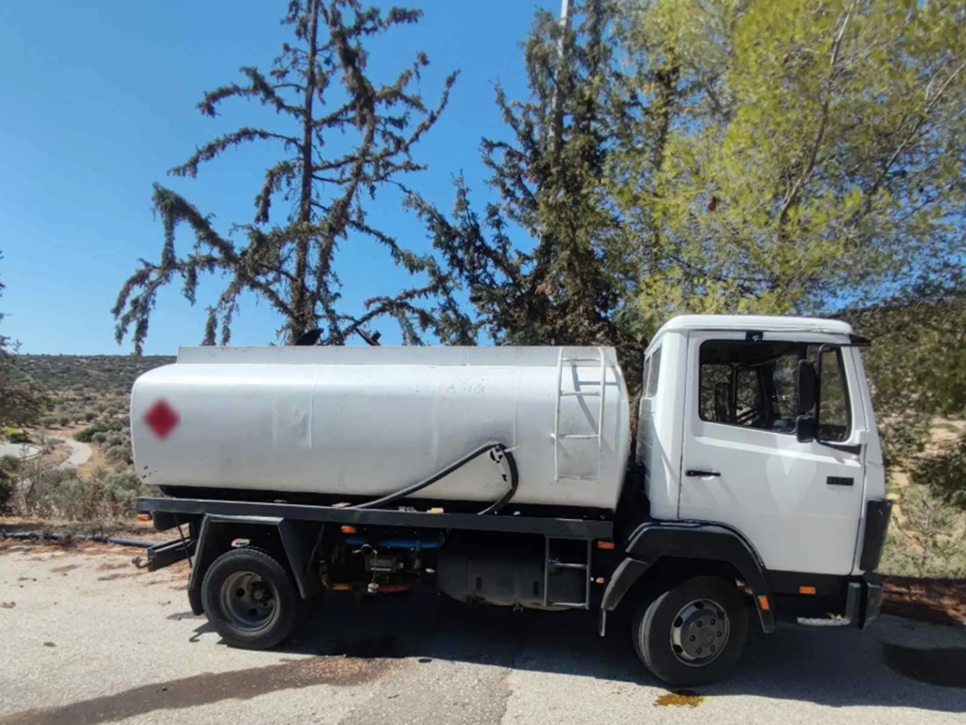 Κύκλωμα λαθρεμπορίας καυσίμων: Σφραγίστηκαν 8 πρατήρια – Η «ιεραρχία» και οι δύο ομάδες-3