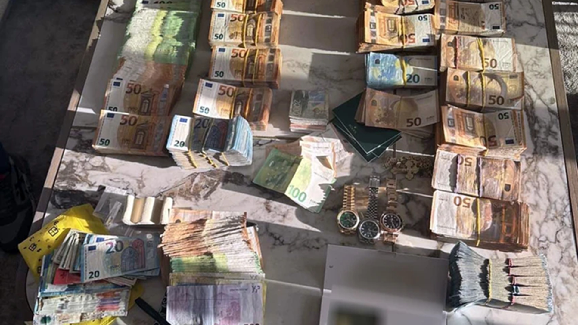 Σερβία: Σύλληψη διαιτητή της Ευρωλίγκας για συμμετοχή σε εγκληματική οργάνωση – Είχε 250.000 ευρώ στο σπίτι-1