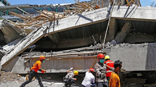 ινδονησία-59-άνθρωποι-παραμένουν-εγκλω-563844946