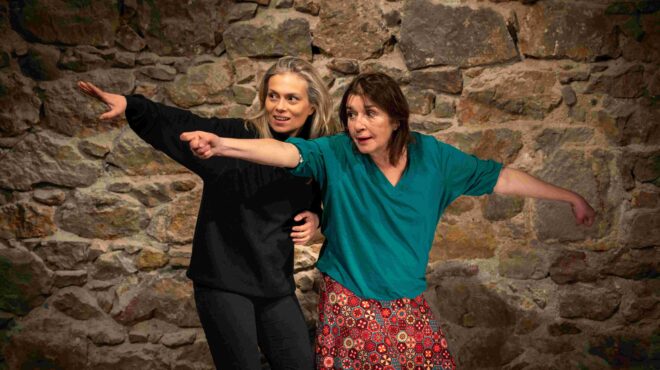 θέατρο-calderone-η-αφηγήτρια-ταινιών-563843320