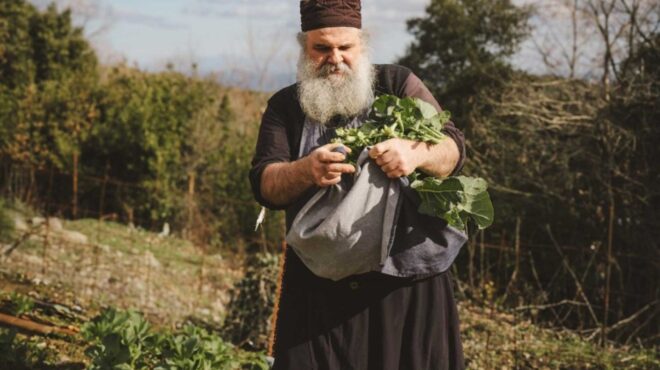 στο-αγιορείτικο-κελί-του-αγίου-νικολά-563851861
