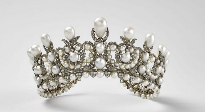 Λούβρο: Αυτά είναι τα πολύτιμα κοσμήματα που εκλάπησαν-3