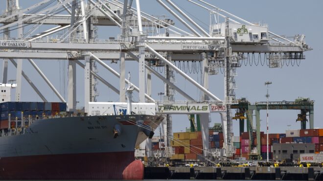 κλιμακώνεται-ο-εμπορικός-πόλεμος-ηπα-563865376