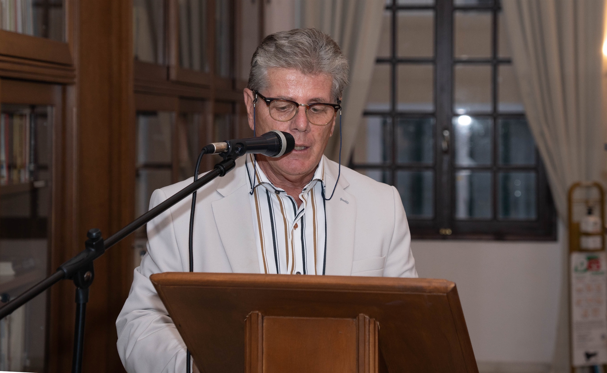 Μια ιστορική οικογένεια της Ζακύνθου δωρίζει θησαυρούς στη Βιβλιοθήκη του νησιού-3