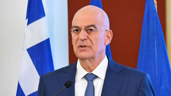 εντός-και-εκτός-ελλάς-ινδία-βρεταν-563862316