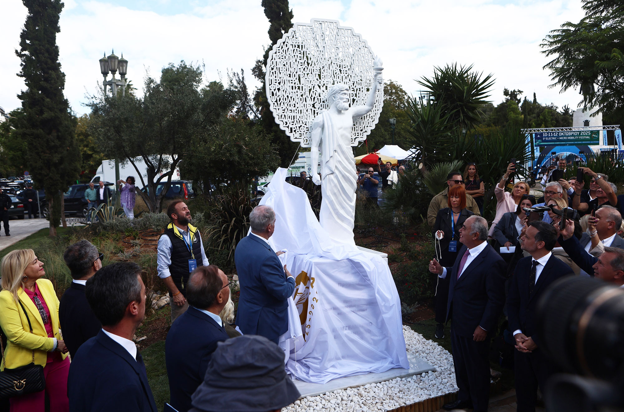 Ο αμφιλεγόμενος «Προμηθέας» στο Πεδίον του Αρεως-1