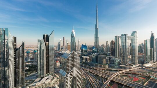 Το Ντουμπάι κερδίζει το Λας Βέγκας ως κέντρο τουρισμού και ψυχαγωγίας