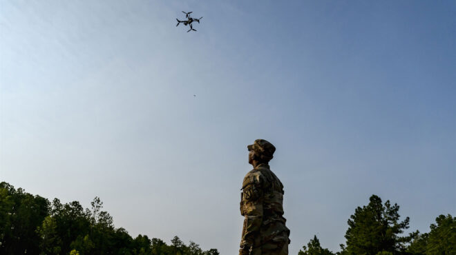 μπεν-χότζες-στην-κ-η-ευρώπη-δεν-μαθαί-563862823