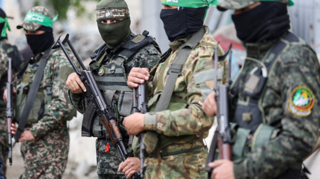 η-γάζα-θαμμένη-σε-εκατομμύρια-τόνους-α-563848921