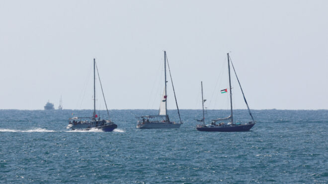 global-sumud-flotilla-αναχαιτίστηκε-από-το-ισραήλ-και-τ-563846836